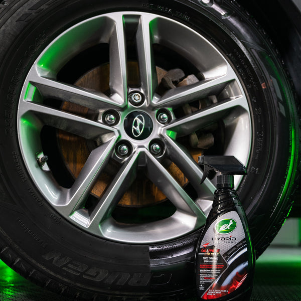 Hybrid Solutions Graphene Acrylic Tyre Shine Spray Coating 680ml